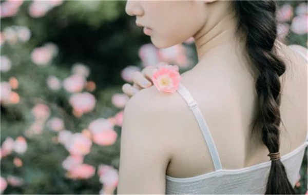 宜章香港胎儿多大能鉴定性别(香港抽血验男女预约)